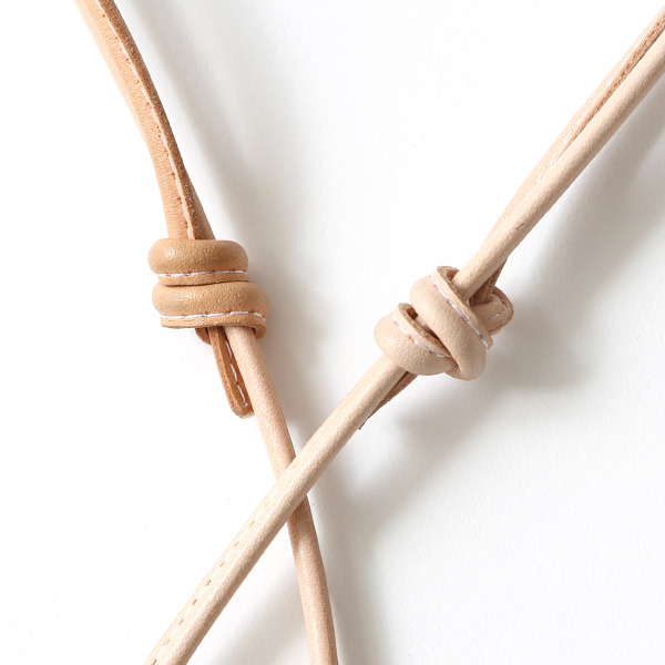  THE WONDER LUST(ワンダーラスト) 日本製 本革 ネックストラップ メンズ レディース ユニセックス ベージュ 肌色 ネックウォレット 国産 ブランド おしゃれ 高級 首 下げる 紐 レザー 革 皮 長さ調節