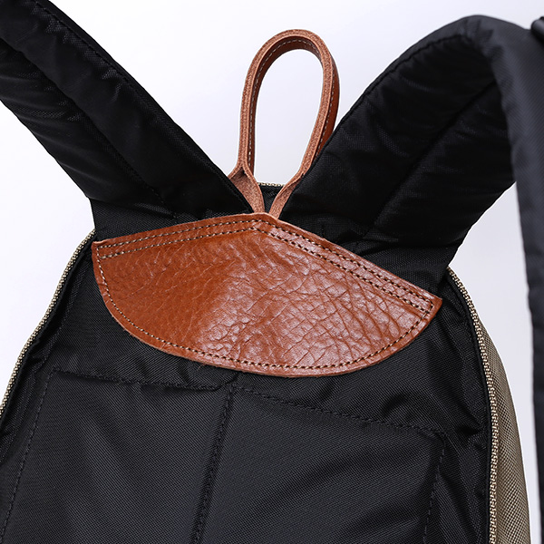  デイパック メンズ リュックサック ベージュ 肌色 レディース バックパック バリスティックナイロン 日本製 ワンダーバゲージ(WONDER BAGGAGE)