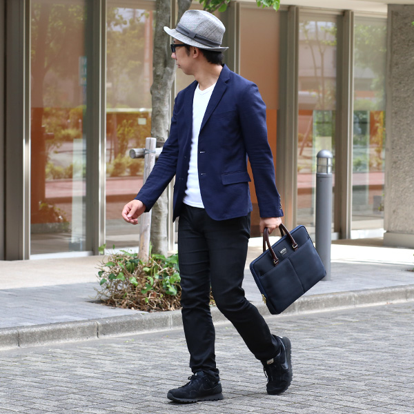  WONDER BAGGAGE グッドマンズシリーズ スモール ビジネスバッグ チョコ ブラウン 茶 茶色 ブリーフケース メンズ 本革 レザー 日本製 ブランド レディース ショルダー付き 小さめ 小ぶり A4 高級 軽量 大容量 鞄 ワンダーバゲージ